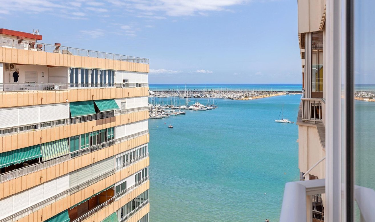 Resale - Apartment / flat - Torrevieja - Acequion