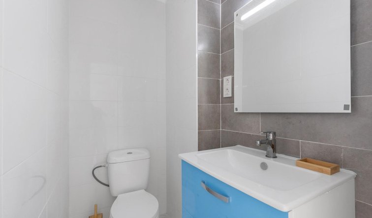 Resale - Apartment / flat - Torrevieja - Acequion