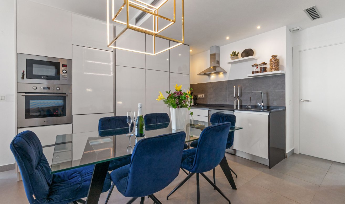 Resale - Villa - Orihuela Costa - Villamartín