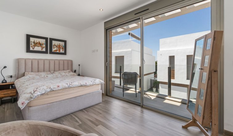Resale - Villa - Orihuela Costa - Villamartín