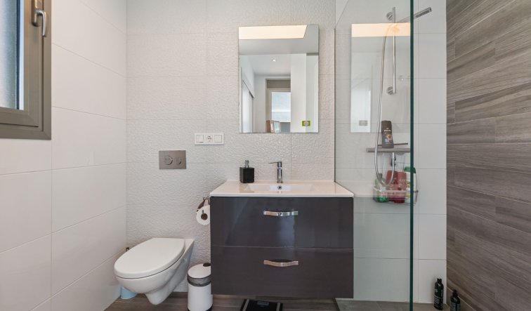 Resale - Villa - Orihuela Costa - Villamartín