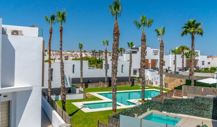 Resale - Villa - Orihuela Costa - Villamartín