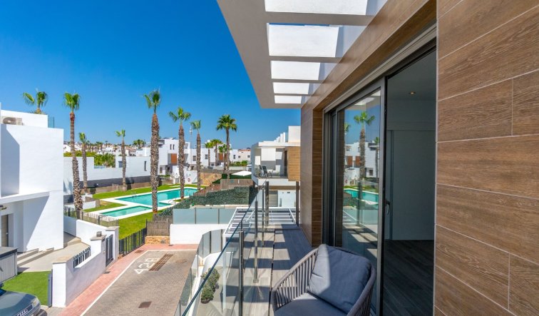 Resale - Villa - Orihuela Costa - Villamartín