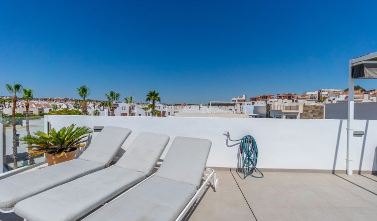 Resale - Villa - Orihuela Costa - Villamartín