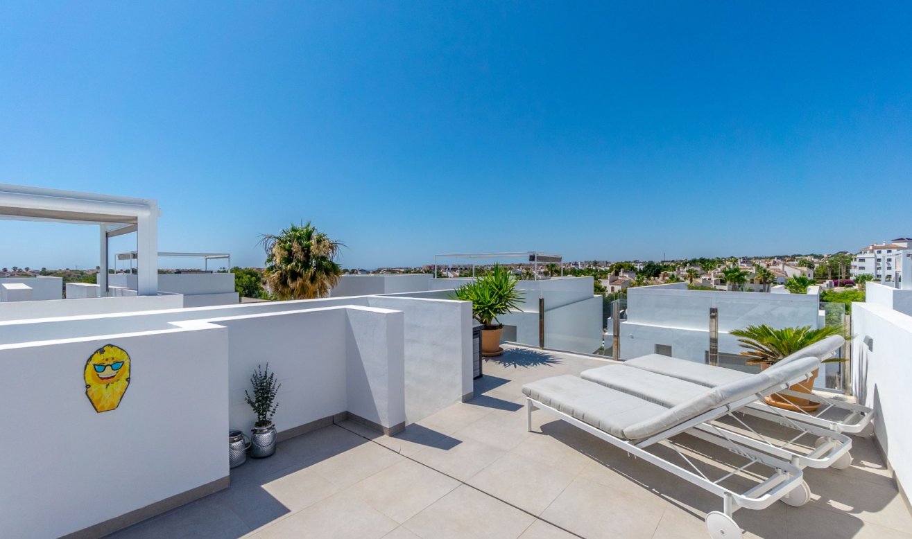 Resale - Villa - Orihuela Costa - Villamartín