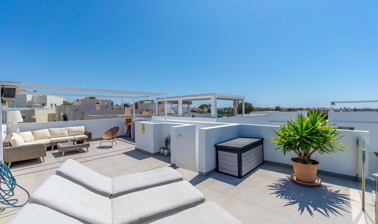 Resale - Villa - Orihuela Costa - Villamartín