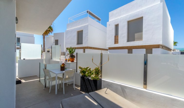 Resale - Villa - Orihuela Costa - Villamartín
