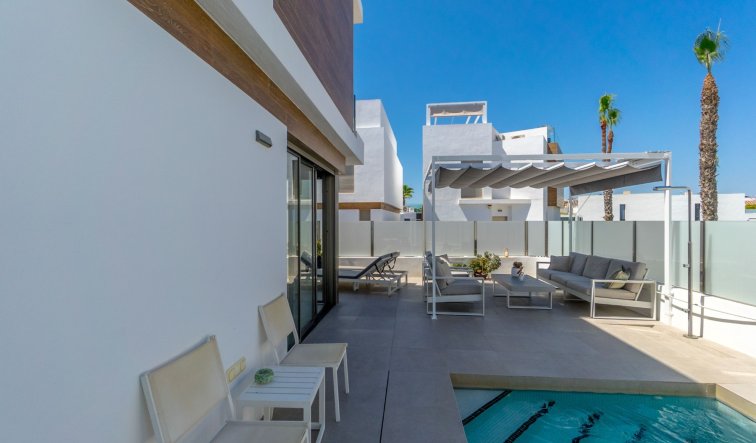 Resale - Villa - Orihuela Costa - Villamartín