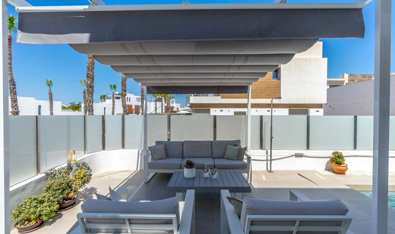 Resale - Villa - Orihuela Costa - Villamartín