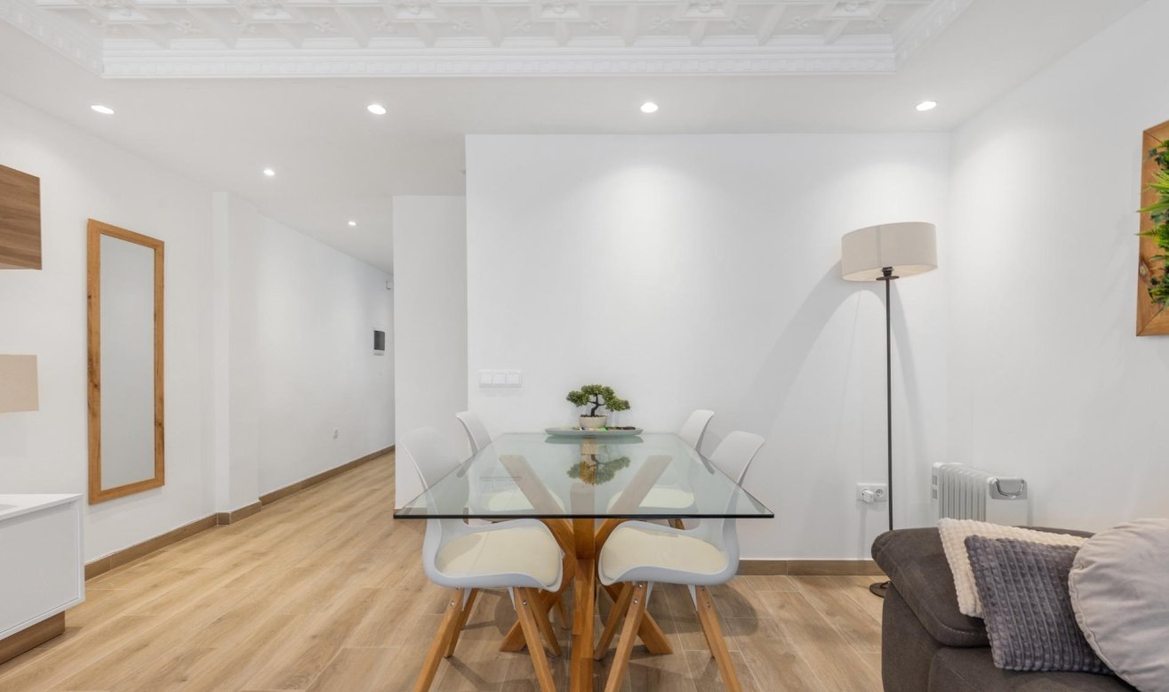Reventa - Apartamento / piso - Torrevieja - Acequion