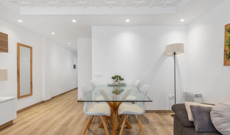 Reventa - Apartamento / piso - Torrevieja - Acequion