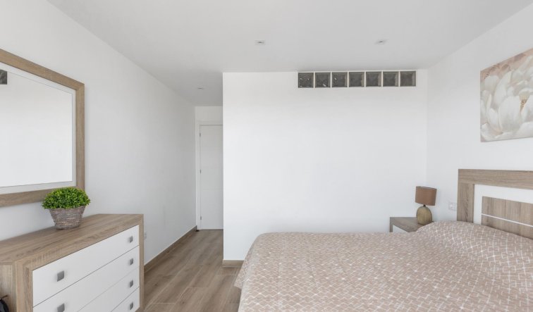 Reventa - Apartamento / piso - Torrevieja - Acequion