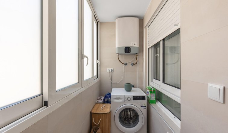Reventa - Apartamento / piso - Torrevieja - Acequion