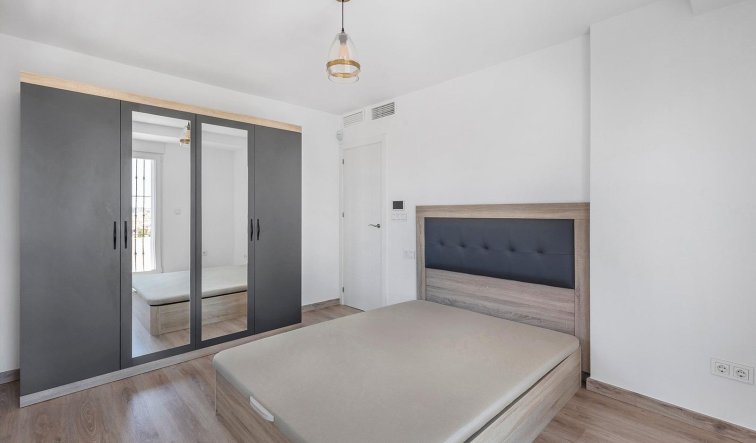 Resale - Villa - Torrevieja - Aguas Nuevas