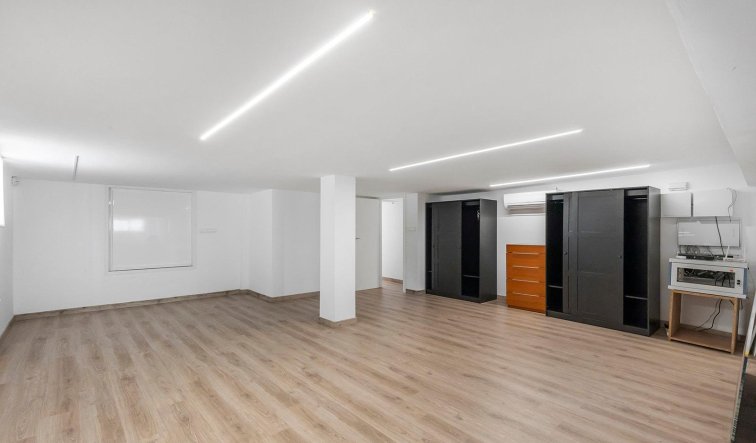 Resale - Villa - Torrevieja - Aguas Nuevas