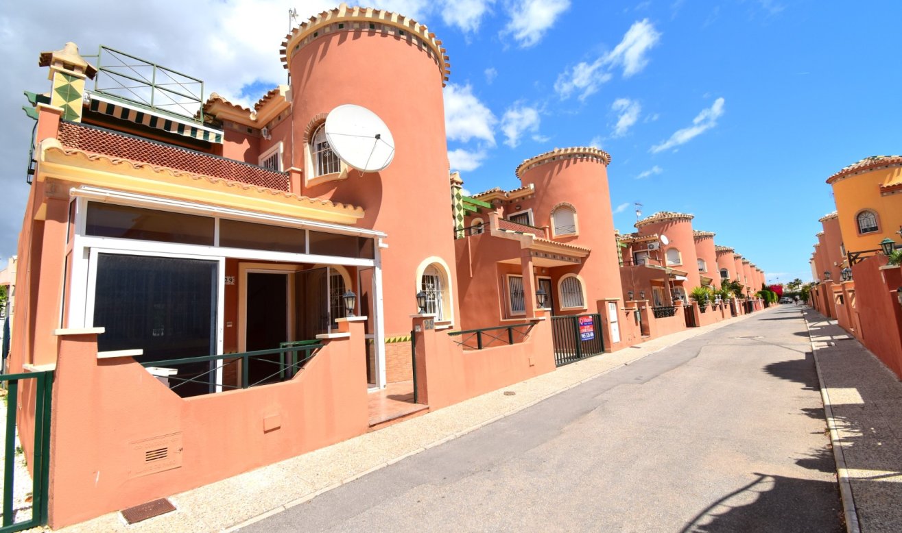 Resale - Detached Villa - Orihuela Costa - Playa Flamenca