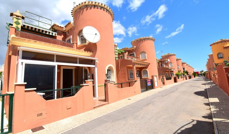 Resale - Detached Villa - Orihuela Costa - Playa Flamenca