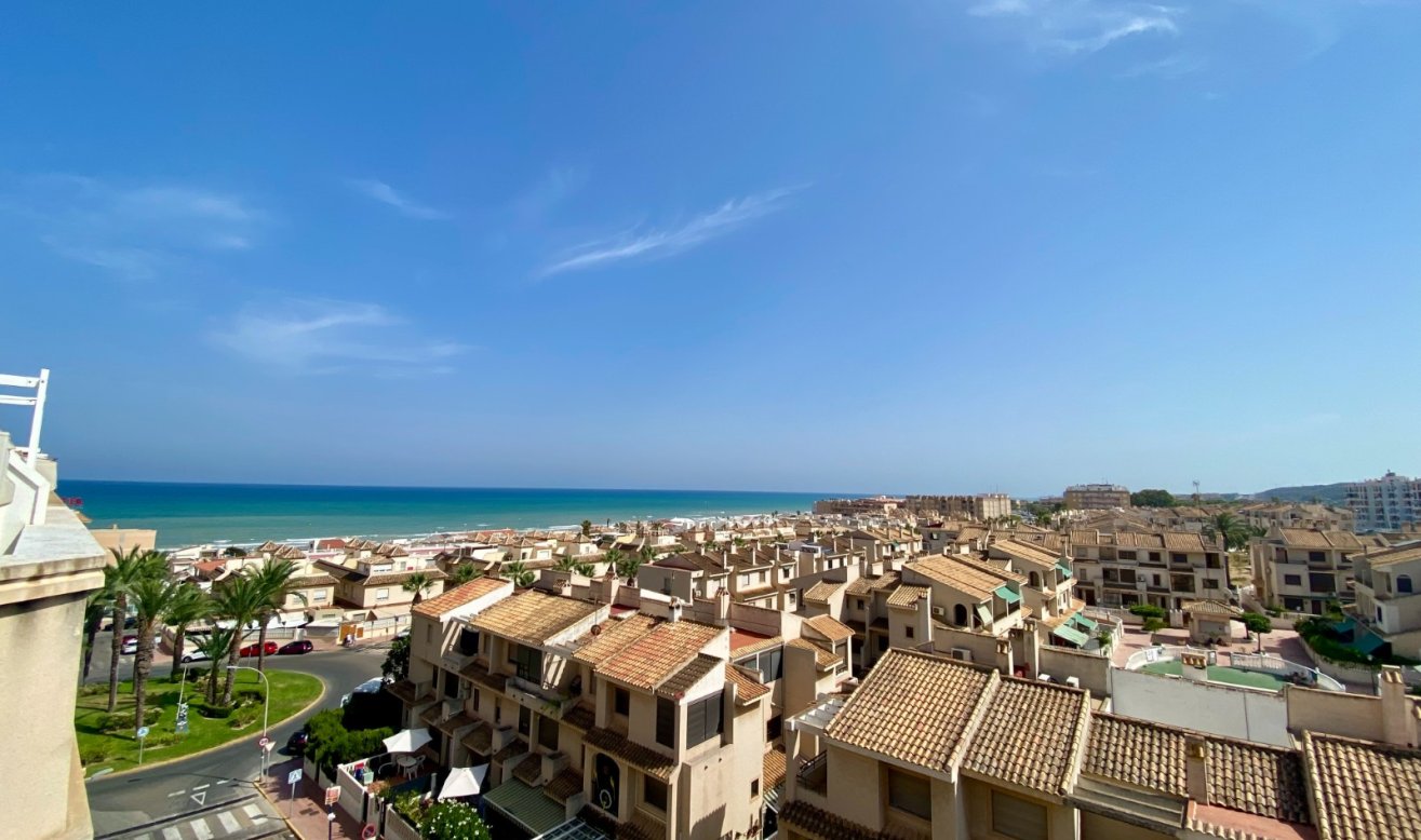 Resale - Apartment / flat - Guardamar del Segura - CENTRO