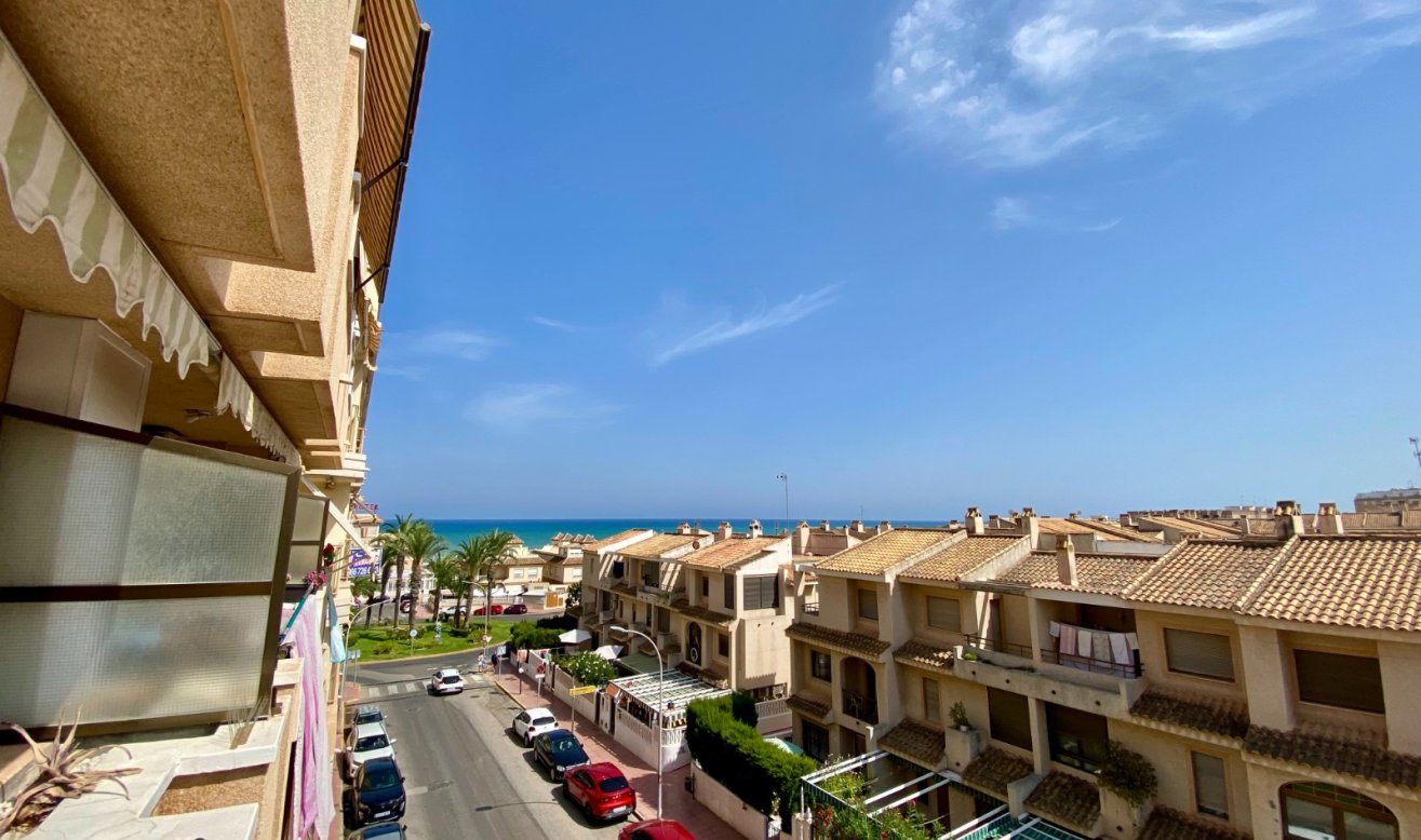 Resale - Apartment / flat - Guardamar del Segura - CENTRO