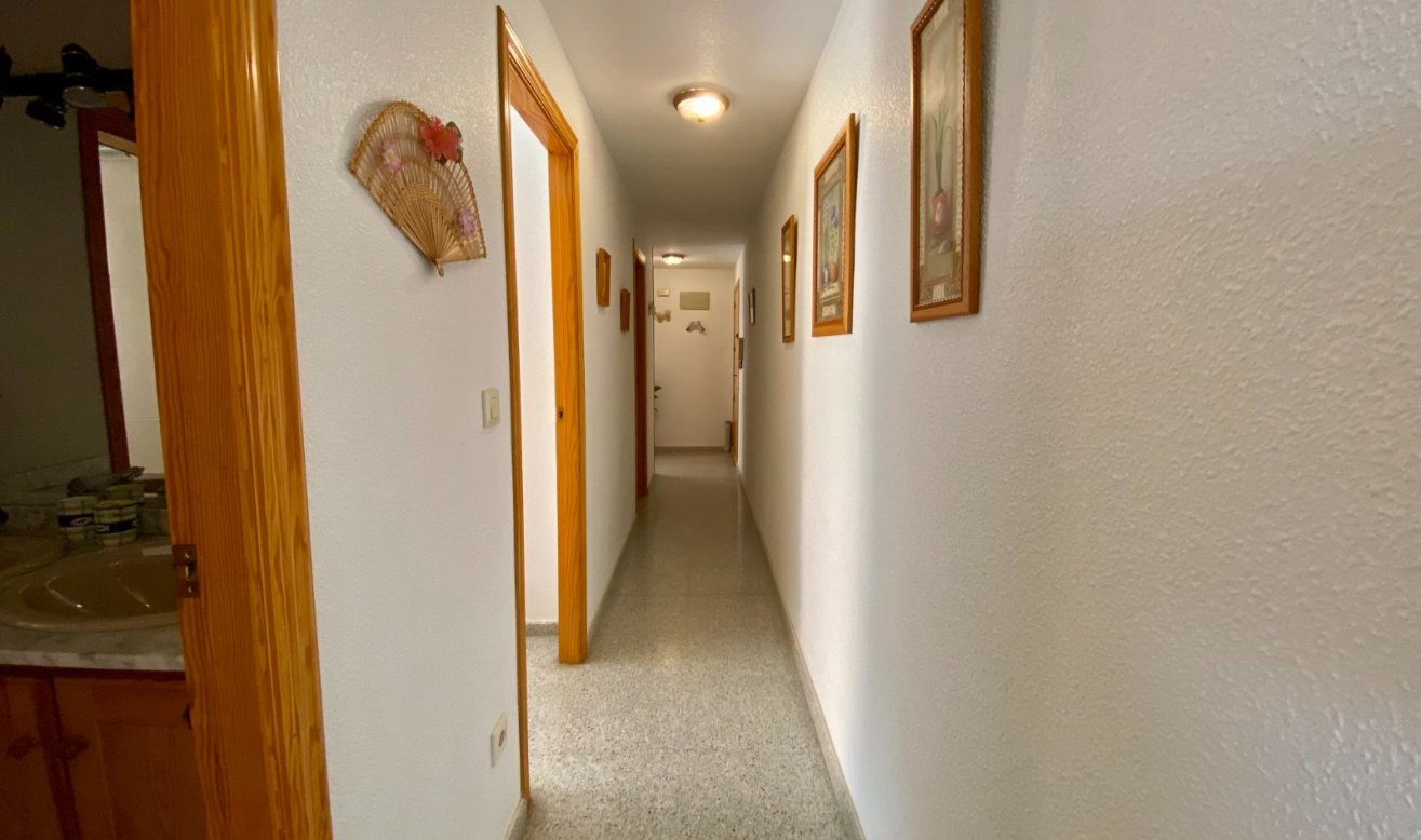 Resale - Apartment / flat - Guardamar del Segura - CENTRO