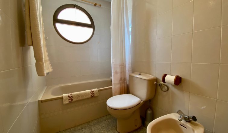 Resale - Apartment / flat - Guardamar del Segura - CENTRO