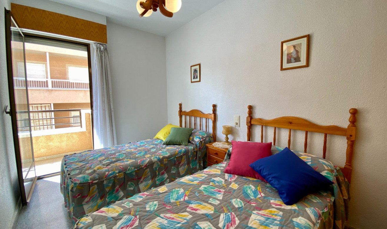 Resale - Apartment / flat - Guardamar del Segura - CENTRO