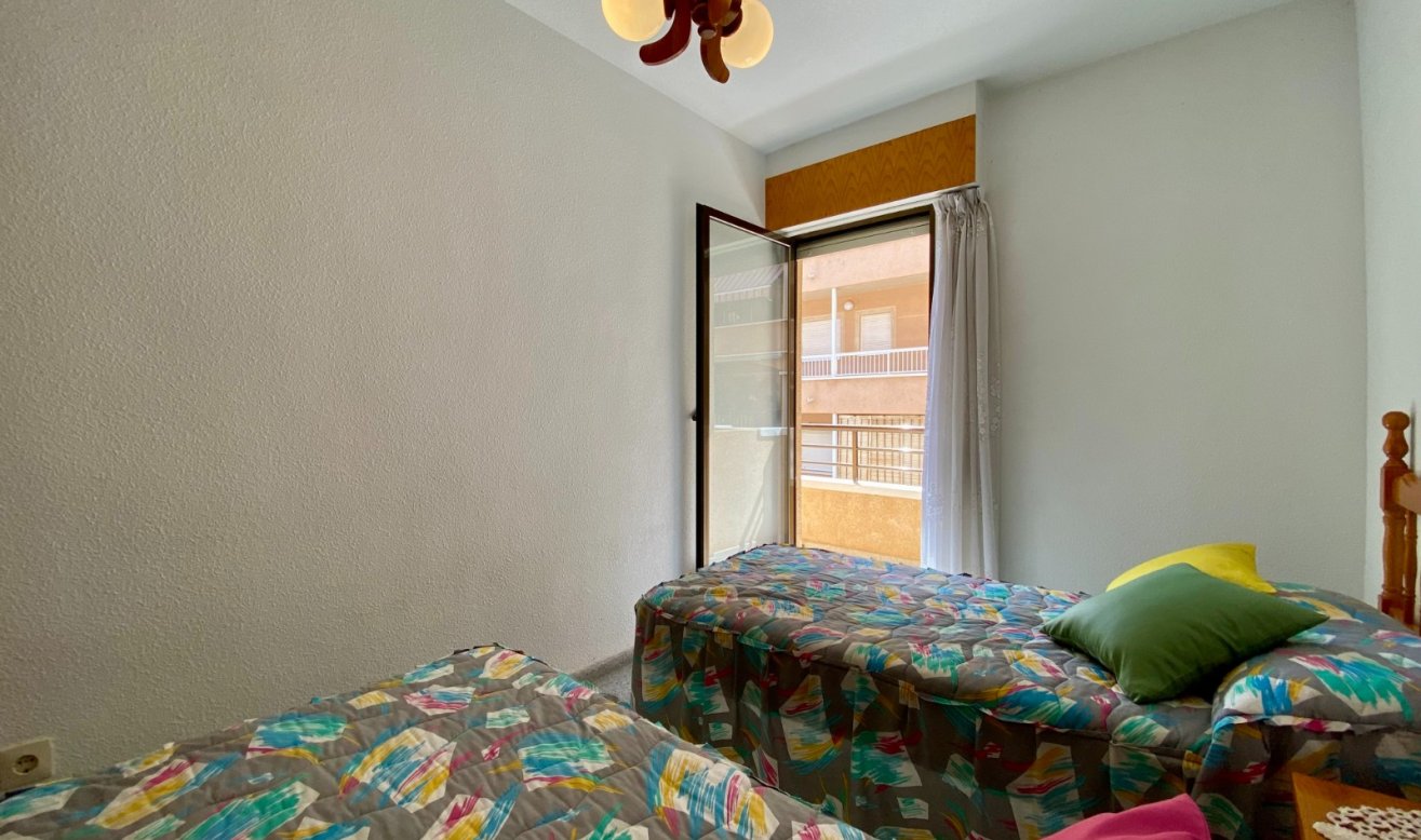 Resale - Apartment / flat - Guardamar del Segura - CENTRO