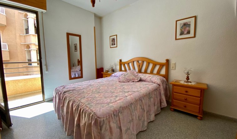 Resale - Apartment / flat - Guardamar del Segura - CENTRO
