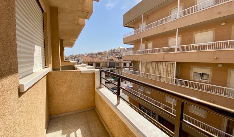 Resale - Apartment / flat - Guardamar del Segura - CENTRO