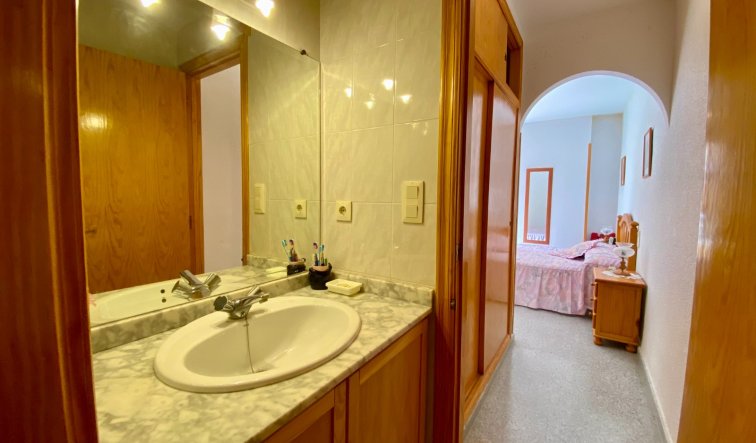 Resale - Apartment / flat - Guardamar del Segura - CENTRO