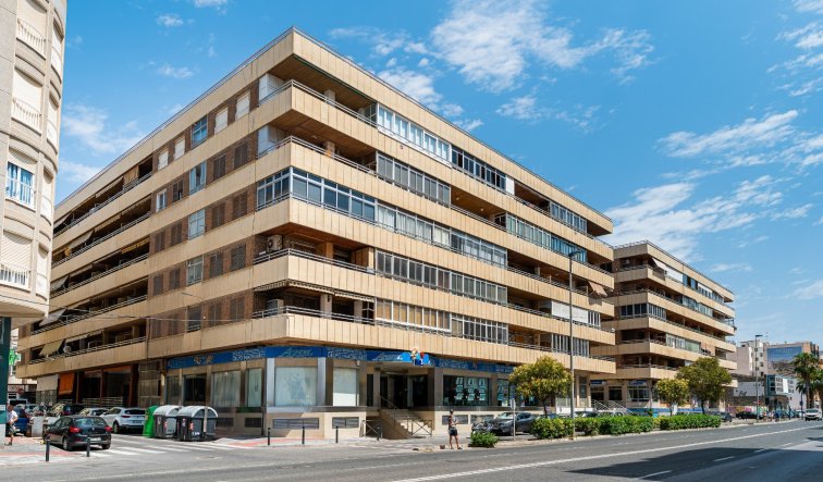 Resale - Apartment / flat - Torrevieja - El Acequión - Los Naúfragos