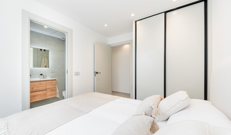 Resale - Apartment / flat - Torrevieja - El Acequión - Los Naúfragos