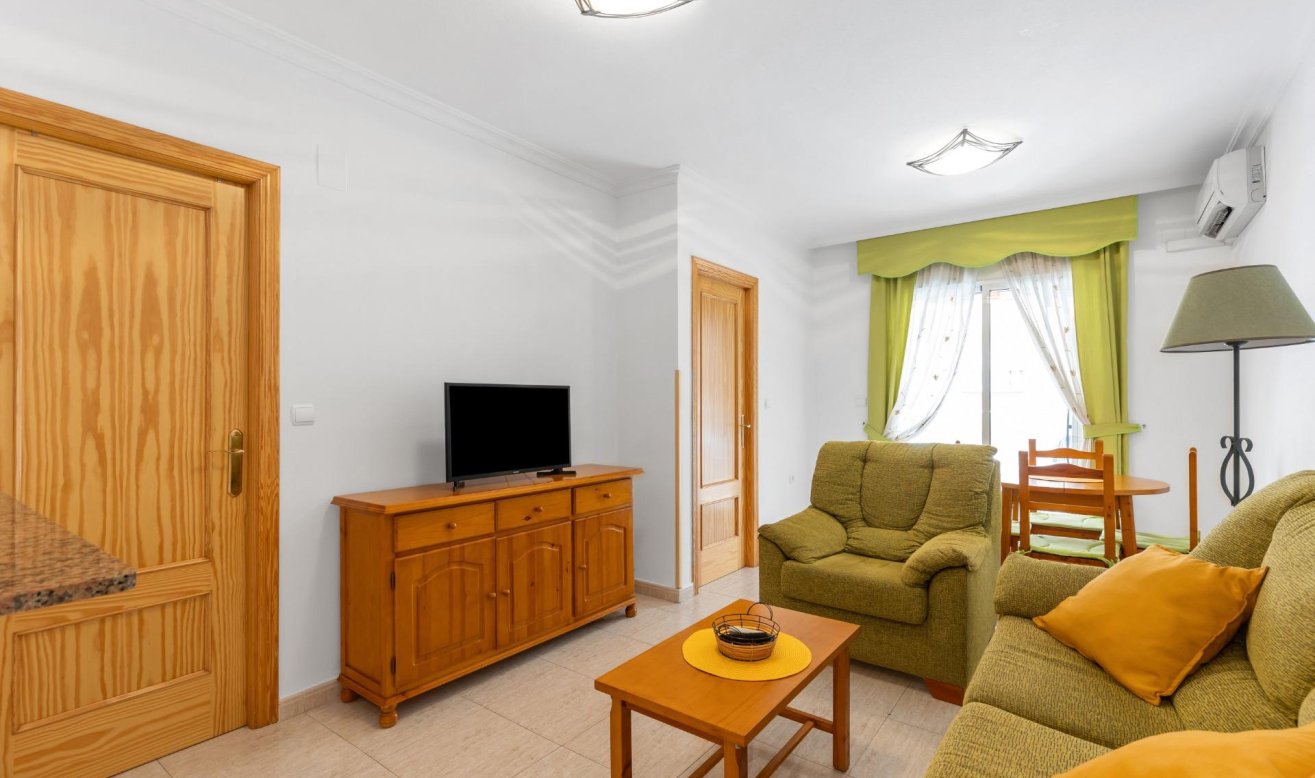 Resale - Apartment / flat - Torrevieja - Centro