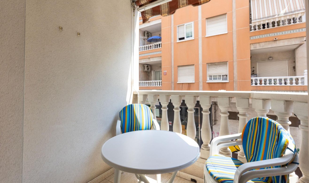 Resale - Apartment / flat - Torrevieja - Centro