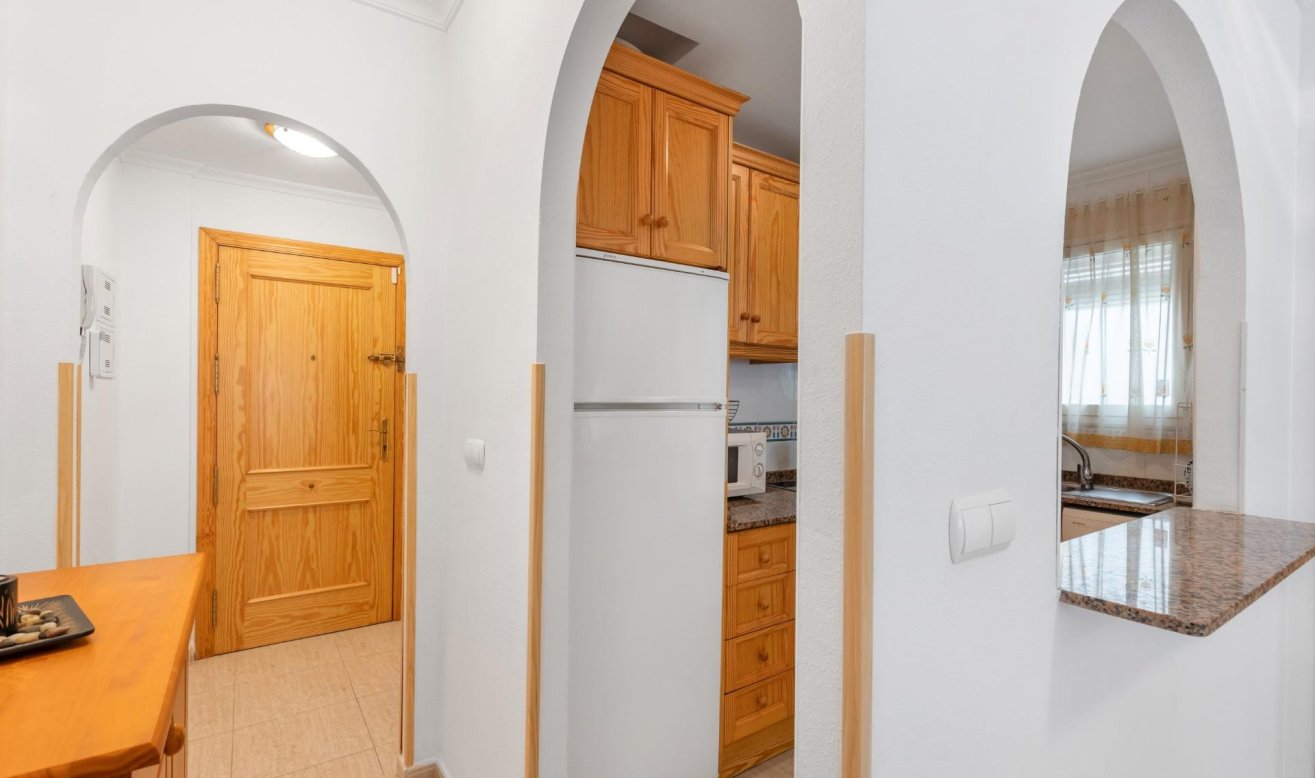 Resale - Apartment / flat - Torrevieja - Centro