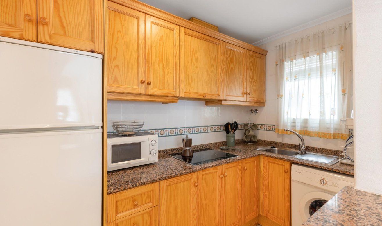 Resale - Apartment / flat - Torrevieja - Centro