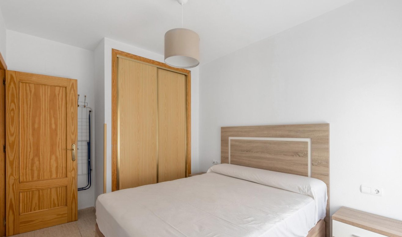 Resale - Apartment / flat - Torrevieja - Centro