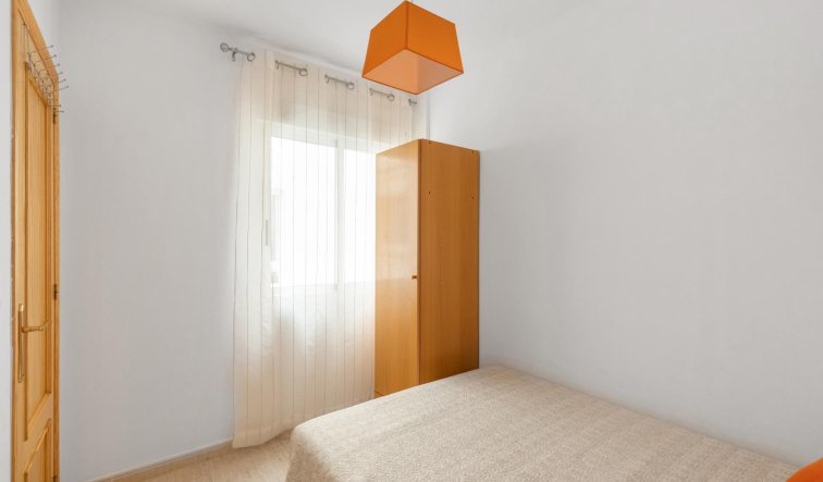 Resale - Apartment / flat - Torrevieja - Centro