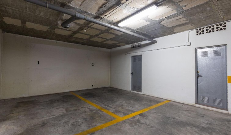 Resale - Apartment / flat - Torrevieja - Centro