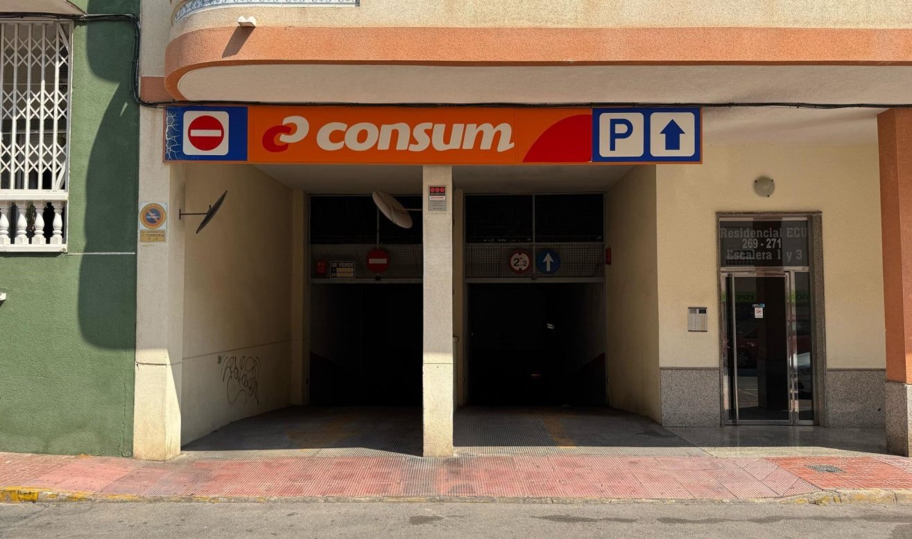 Resale - Garage - Torrevieja - Centro
