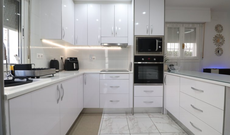 Resale - Detached Villa - Orihuela Costa - La Florida