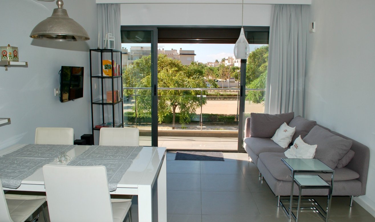 Resale - Bungalow - Pilar de la Horadada - Mil Palmeras