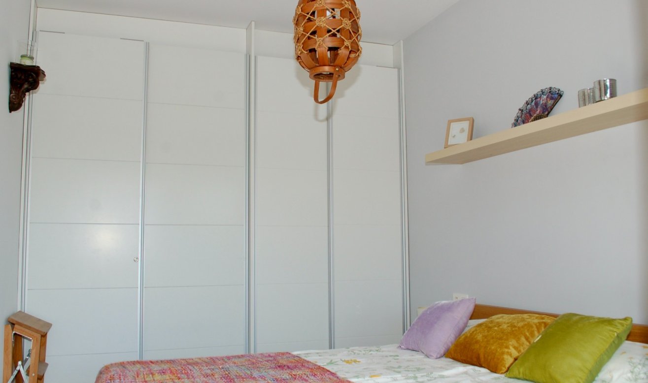 Resale - Bungalow - Pilar de la Horadada - Mil Palmeras