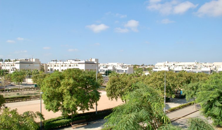 Resale - Bungalow - Pilar de la Horadada - Mil Palmeras