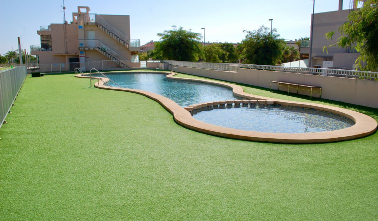 Resale - Bungalow - Pilar de la Horadada - Mil Palmeras