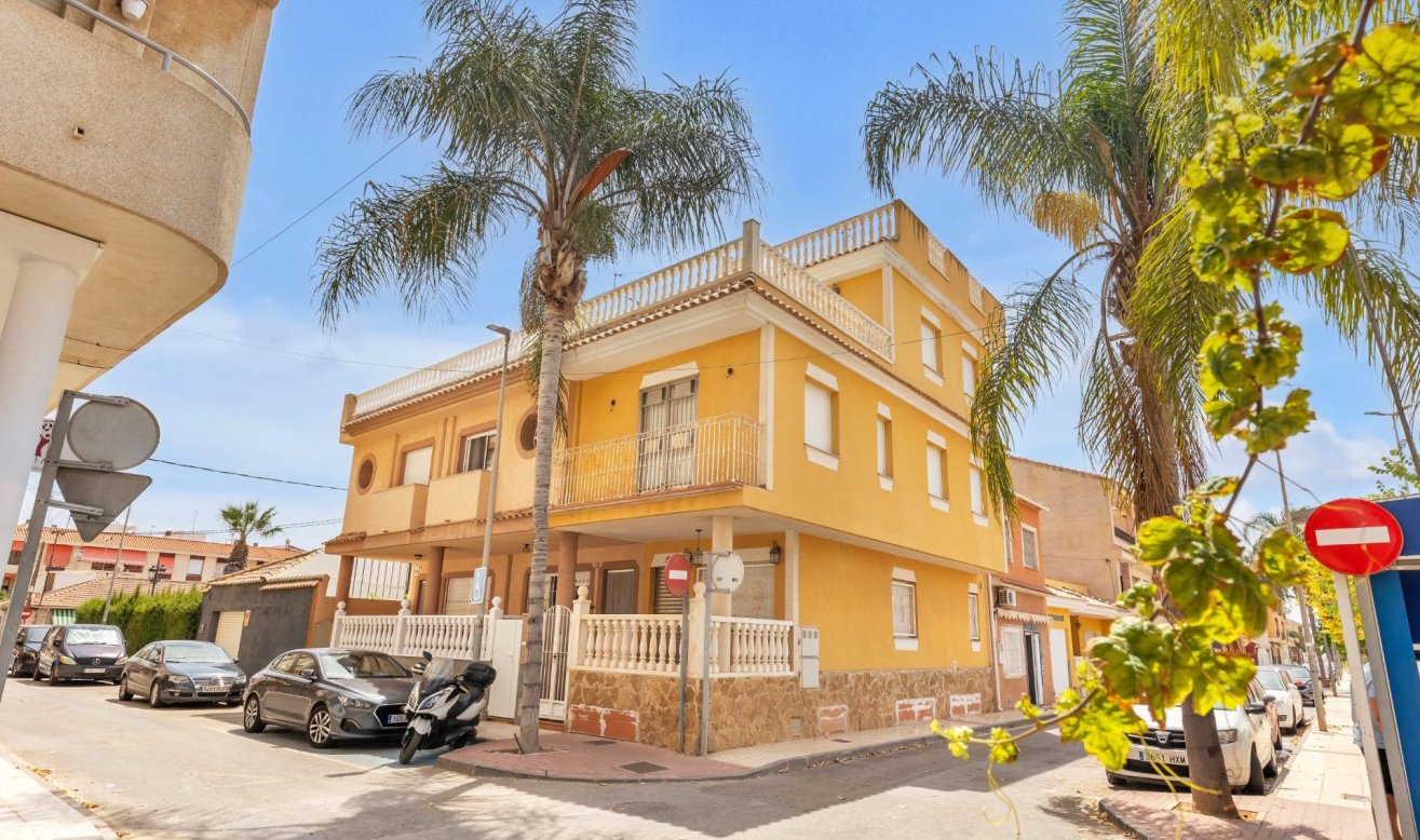 Resale - Duplex - Los Alcázares - Centro