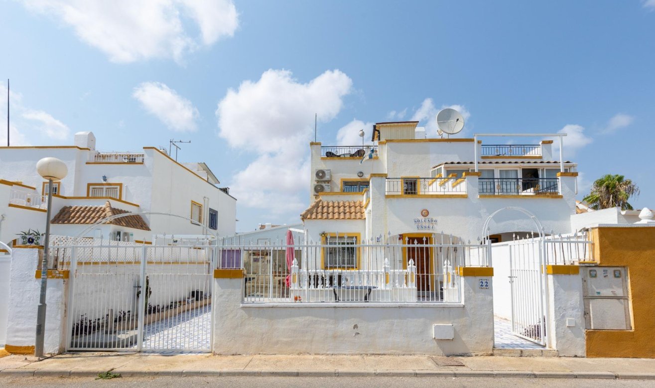 Resale - Terraced house - Torrevieja - Carrefour