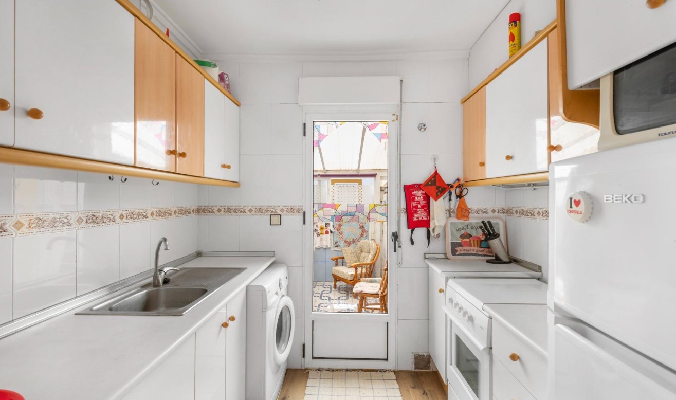 Resale - Terraced house - Torrevieja - Carrefour