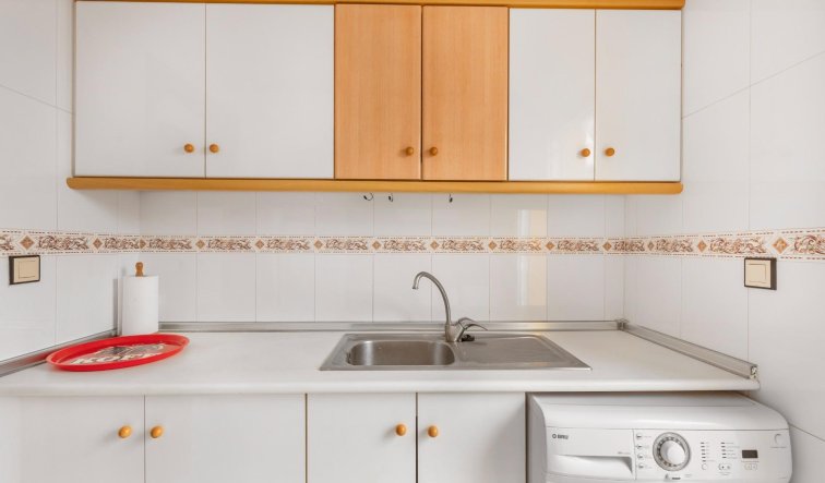 Resale - Terraced house - Torrevieja - Carrefour