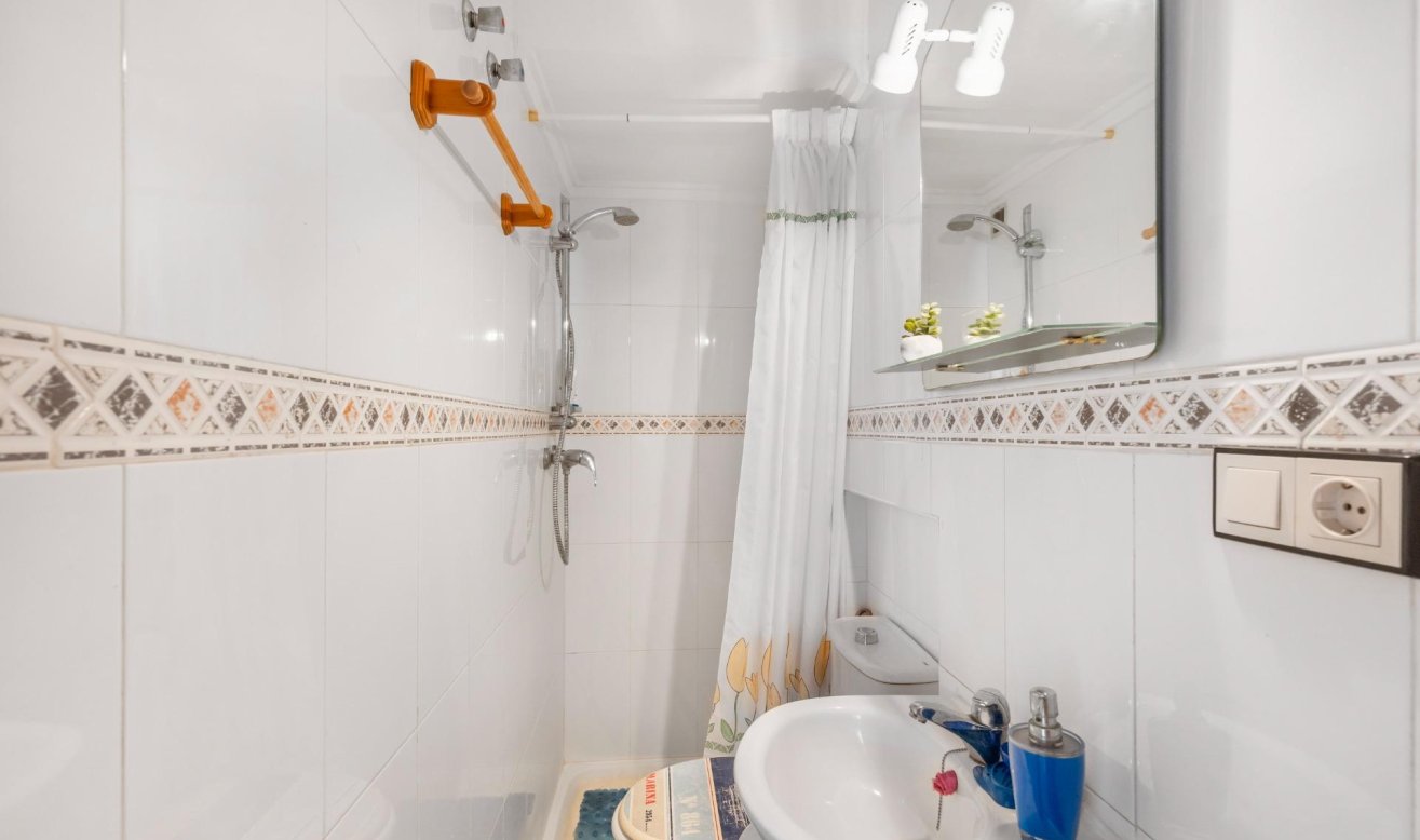 Resale - Terraced house - Torrevieja - Carrefour
